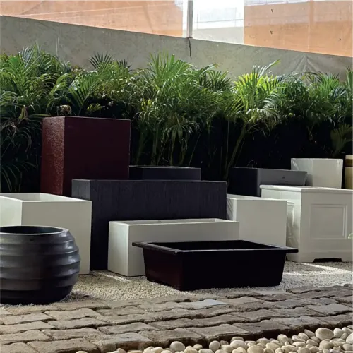 Big Planters Manufacturers in Delhi NCR