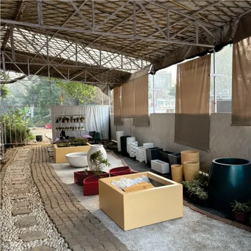 Custom Size Planters Manufacturers in Delhi NCR