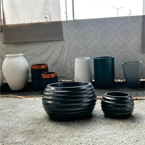 Fiberglass Round Planters Manufacturers in Delhi NCR